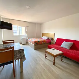 Hostel Penedes 